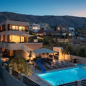 Villa Emma Pag, Pag Town
