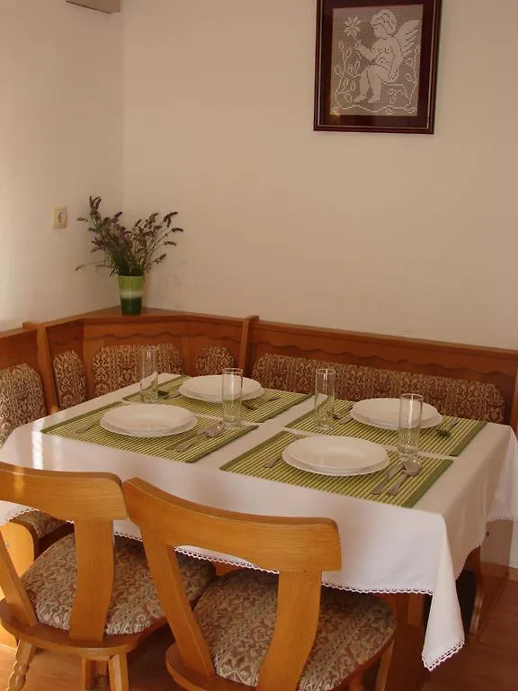 Family Apartments Grguric Pag Town