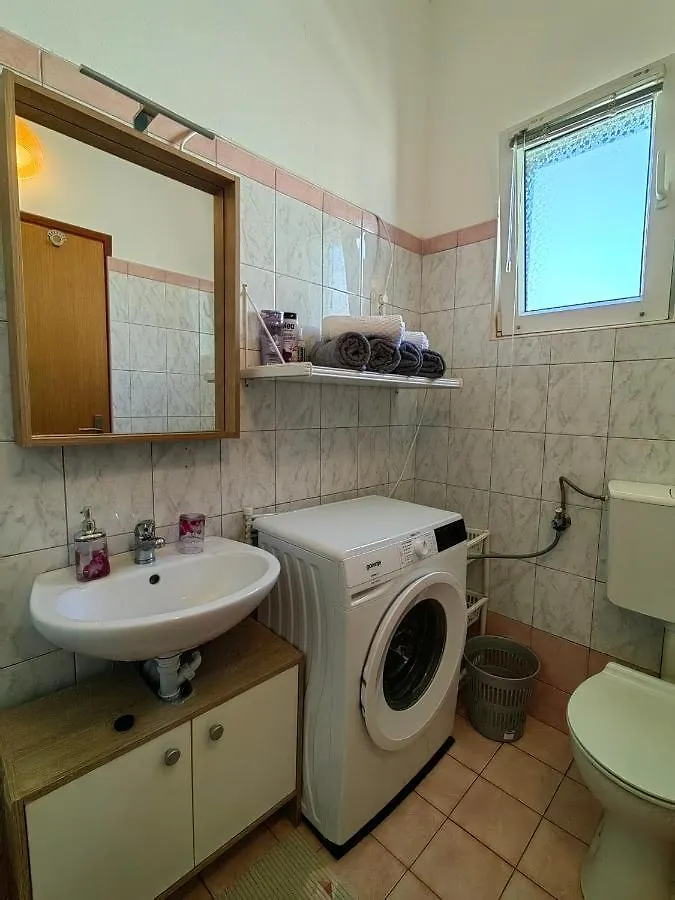 Family Apartments Grguric Pag Town